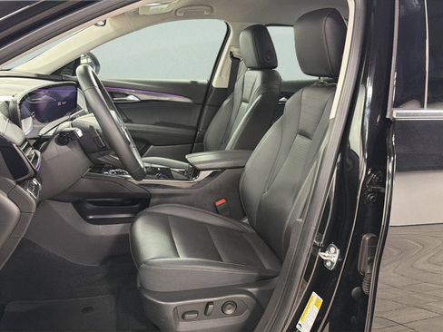 Used 2024 Buick Envision Preferred AWD/4WD image 17