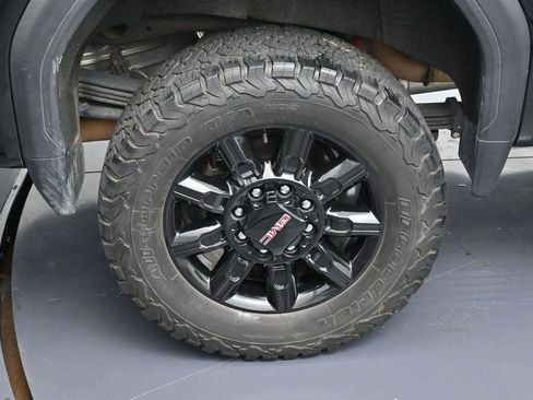 Used 2024 GMC Sierra 2500 AT4 w/ AT4 Premium Plus Package AWD/4WD image 36