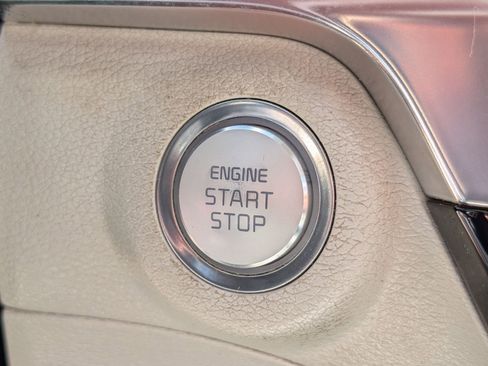 Used 2023 Kia Telluride SX Prestige AWD/4WD image 18