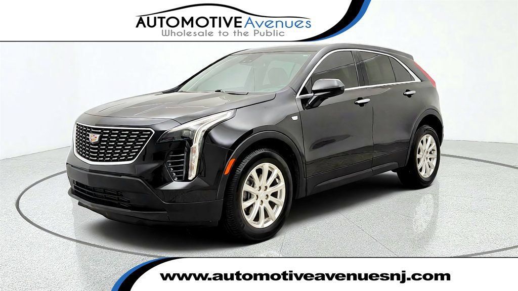 Used 2023 Cadillac XT4 Luxury w/ Driver Awareness Package FWD image 1