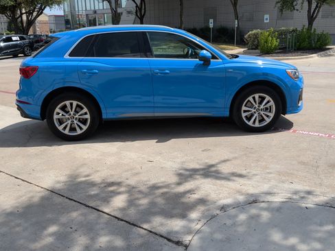 Used 2022 Audi Q3 2.0T Premium w/ Convenience Package AWD/4WD image 11