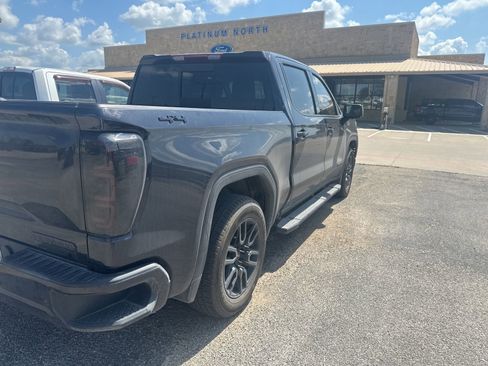 Used 2025 GMC Sierra 1500 Elevation w/ Elevation Premium Package AWD/4WD image 6
