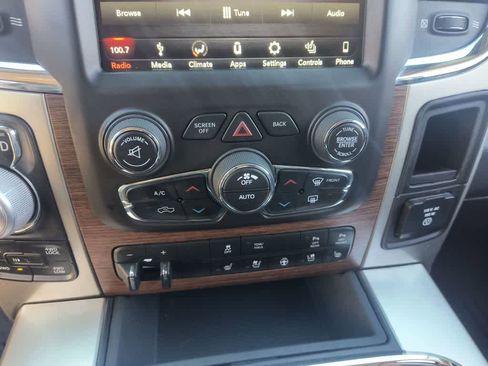 Used 2018 RAM 1500 Laramie w/ Convenience Group image 18