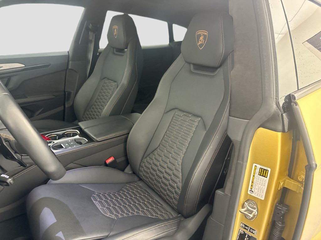Used 2024 Lamborghini Urus S AWD/4WD image 22