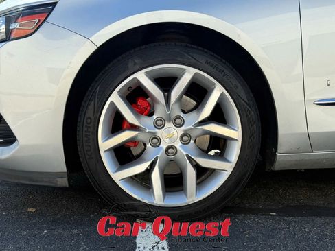 Used 2019 Chevrolet Impala Premier FWD image 27