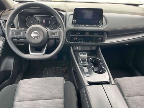 Used 2023 Nissan Rogue SV image 7