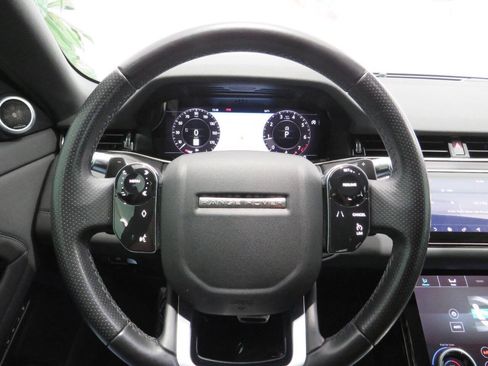 Used 2020 Land Rover Range Rover Evoque R-Dynamic S image 16
