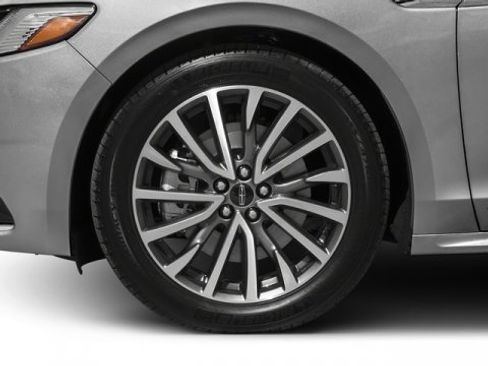 Used 2018 Lincoln Continental Black Label image 8