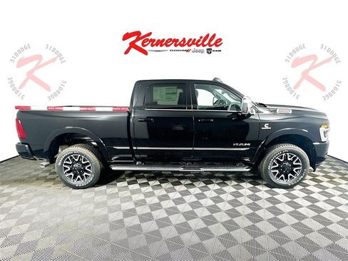 New 2025 RAM 2500 Limited w/ Towing Technology Group image 8