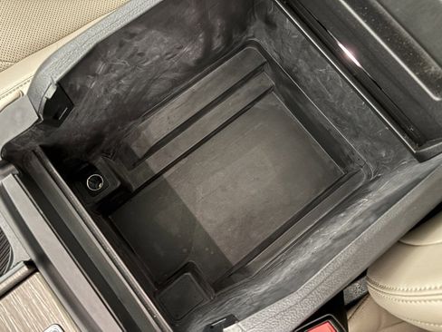 Used 2024 Ford Expedition Max Limited image 34