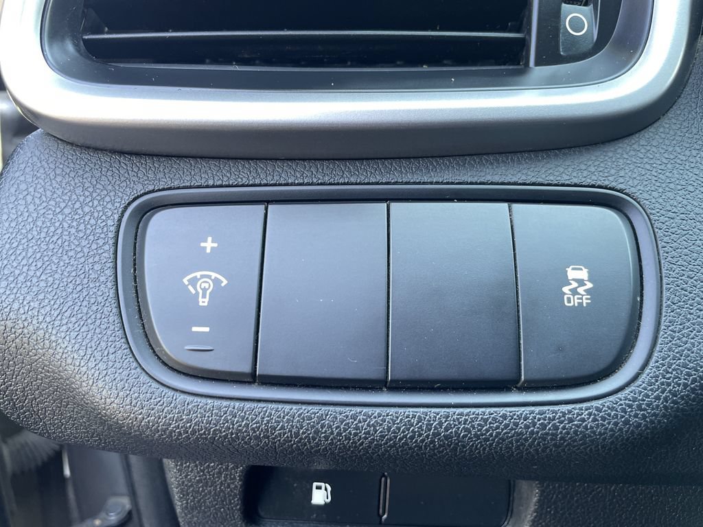 Used 2017 Kia Sorento AWD image 30