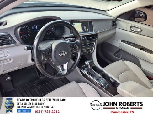 Used 2016 Kia Optima EX w/ Premium Package image 5