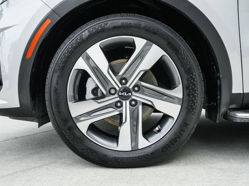 Used 2023 Kia Sorento SX Prestige image 31