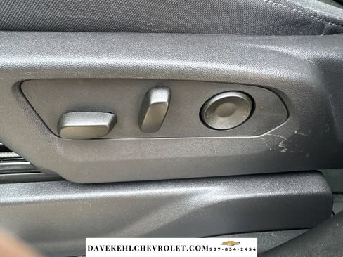 Used 2025 Chevrolet Silverado 1500 LT AWD/4WD image 13