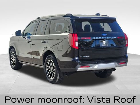 Certified 2025 Ford Expedition Platinum image 8