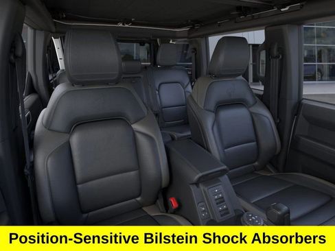 New 2025 Ford Bronco Outer Banks w/ Sasquatch Package image 10