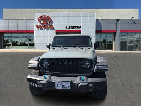 Used 2024 Jeep Wrangler Unlimited image 8