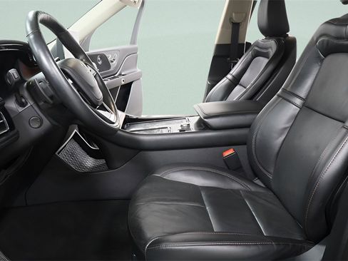 Used 2024 Lincoln Aviator Reserve image 21
