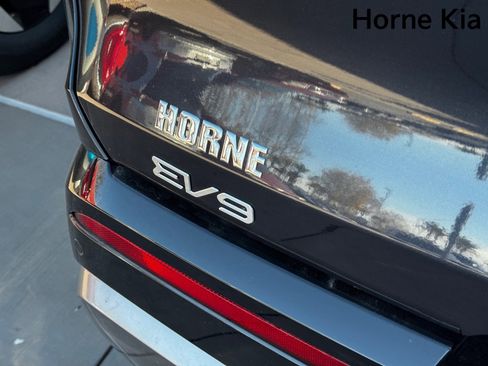 New 2026 Kia EV9 Land image 20