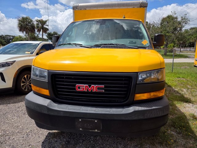 Used 2020 GMC Savana 3500 w/ Driver Convenience Package RWD image 2