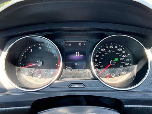 Used 2020 Volkswagen Tiguan S FWD image 10