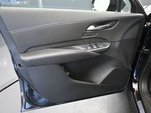 Used 2024 Cadillac XT4 Sport image 17