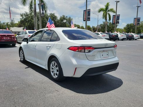 Used 2026 Toyota Corolla LE FWD image 9