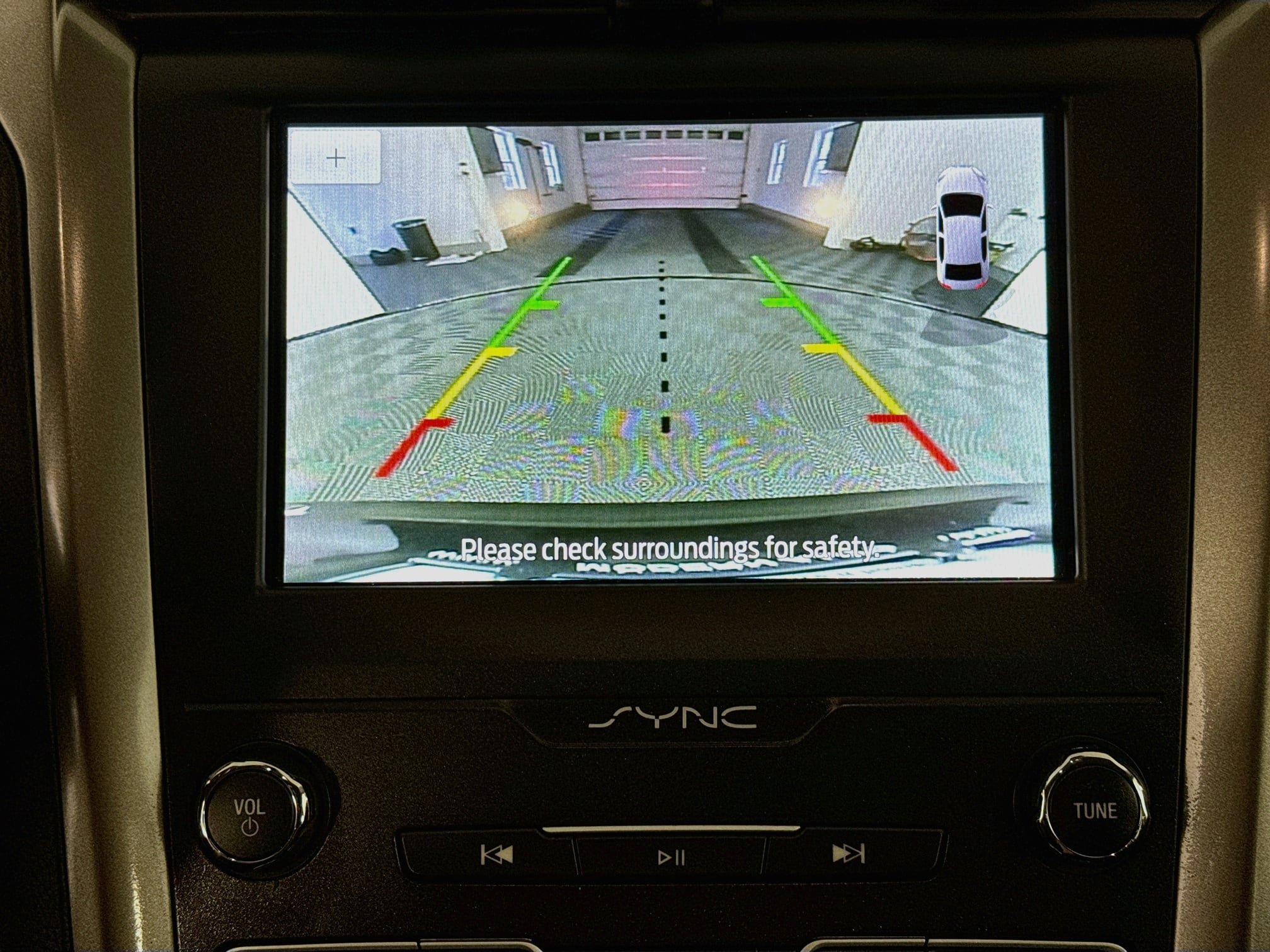 Used 2020 Ford Fusion SE FWD image 27