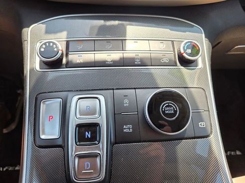 Used 2023 Hyundai Santa Fe SE w/ Winter Weather Package FWD image 25
