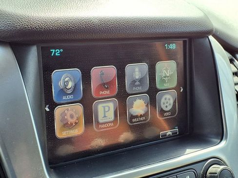 Used 2015 Chevrolet Suburban LTZ image 19