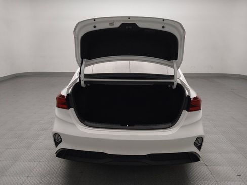 Used 2023 Kia Forte LXS image 29