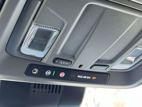 New 2026 GMC Sierra 1500 Elevation image 28