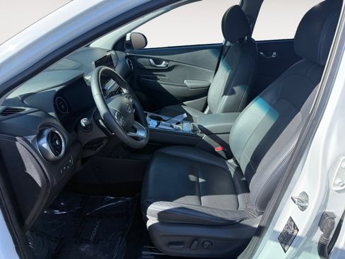 Certified 2023 Hyundai Kona Limited FWD image 10