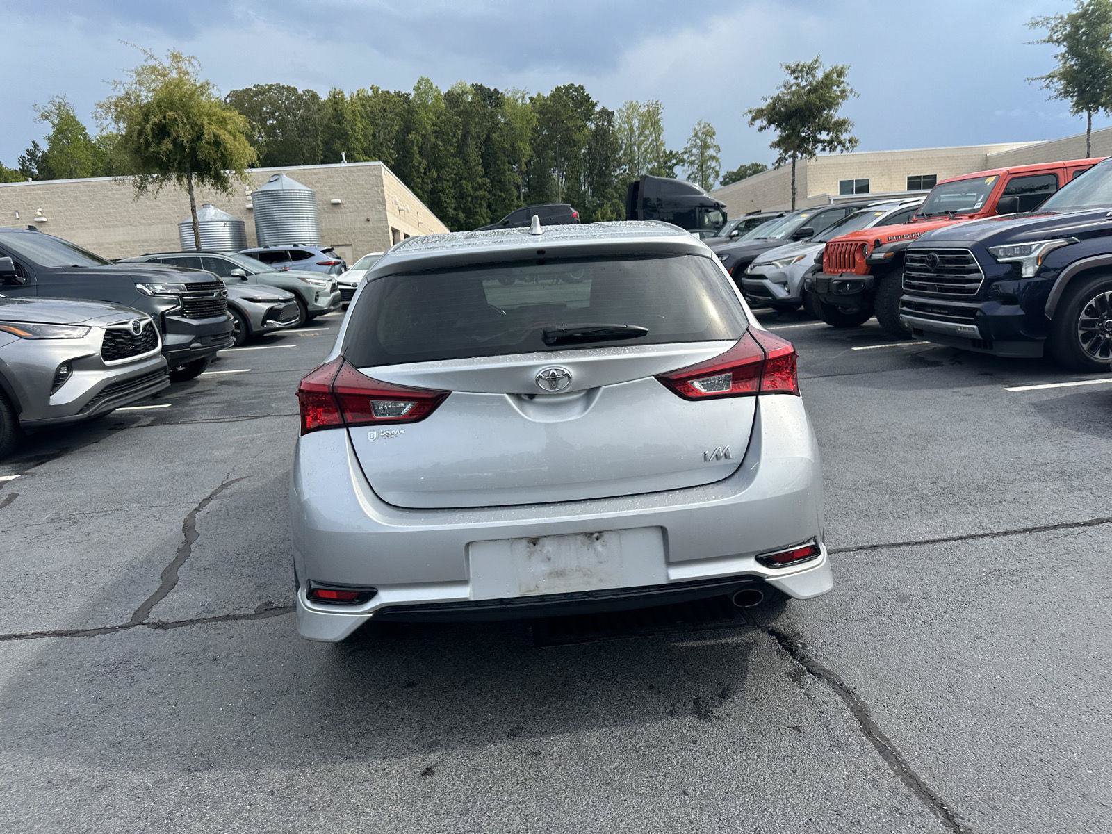 Used 2017 Toyota Corolla iM FWD image 7