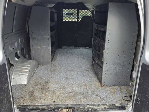 Used 2006 Ford E-150 and Econoline 150 image 26