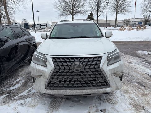 Used 2023 Lexus GX 460 Premium image 2