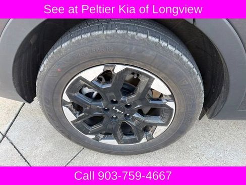 Used 2025 Kia Sorento S w/ Panoramic Sunroof Package FWD image 10
