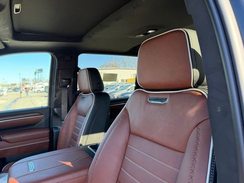 New 2026 GMC Sierra 2500 Denali Ultimate w/ Max Trailering Package image 11