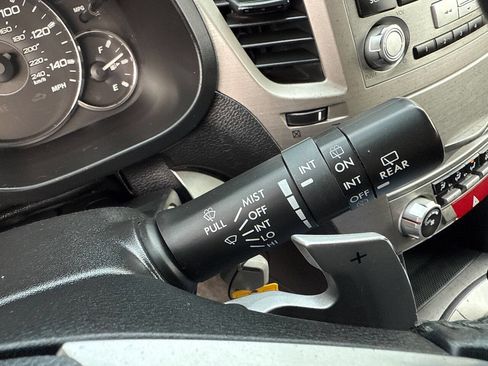 Used 2012 Subaru Outback 2.5i Premium w/ All-Weather Pkg image 29