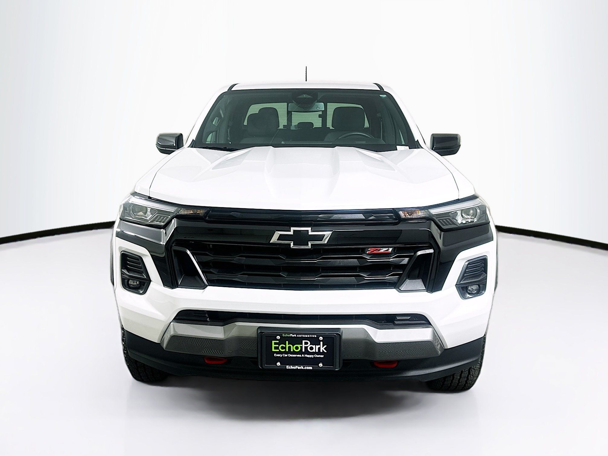 Used 2024 Chevrolet Colorado Z71 w/ Z71 Convenience Package 2 AWD/4WD image 2