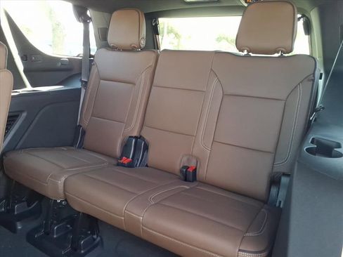 New 2026 Chevrolet Tahoe High Country image 17