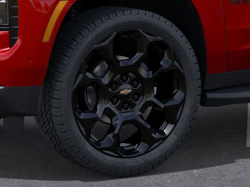 New 2026 Chevrolet Suburban RST image 9