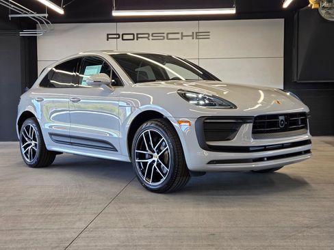 New 2026 Porsche Macan AWD/4WD image 28