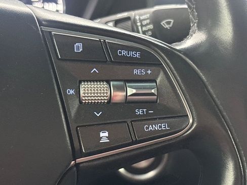 Used 2017 Genesis G90 5.0 Ultimate image 12