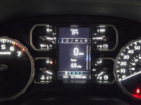 Used 2021 Toyota Tundra Limited w/ Nightshade Special Edition AWD/4WD image 9