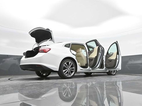 Used 2024 Chevrolet Malibu LT image 49