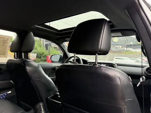 Certified 2022 Toyota Tacoma TRD Pro image 25