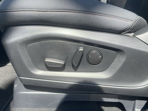 Used 2025 Ford Explorer Active image 26