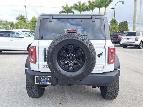 Used 2024 Ford Bronco Wildtrak image 9