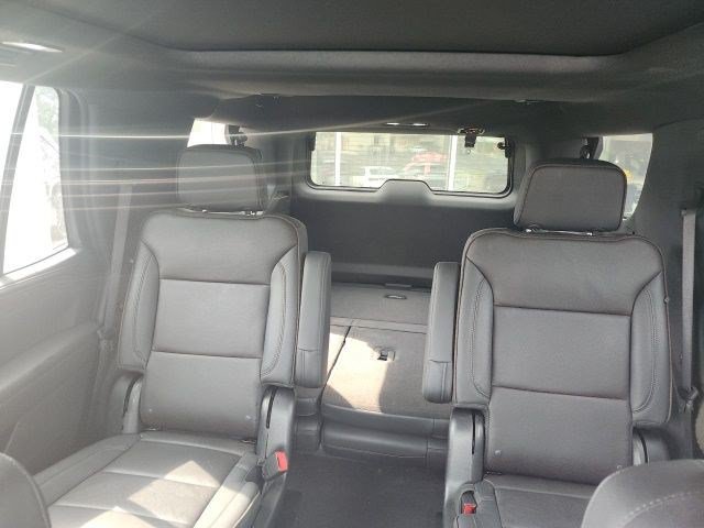Used 2022 Chevrolet Tahoe High Country AWD/4WD image 32
